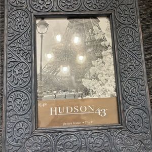 Hudson 43 5x7 picture frame
